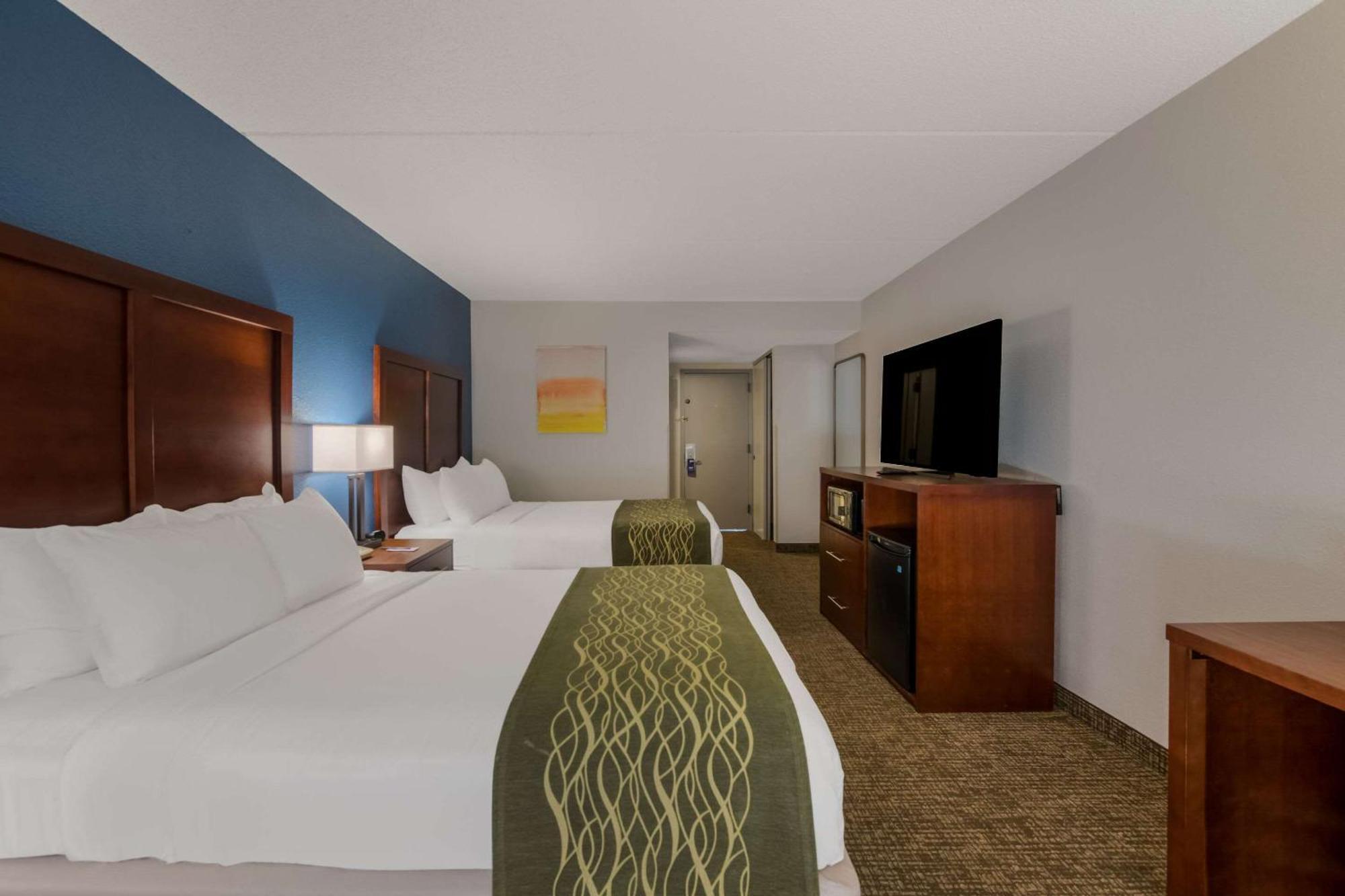 Comfort Inn Newport News - Hampton I-64 Buitenkant foto