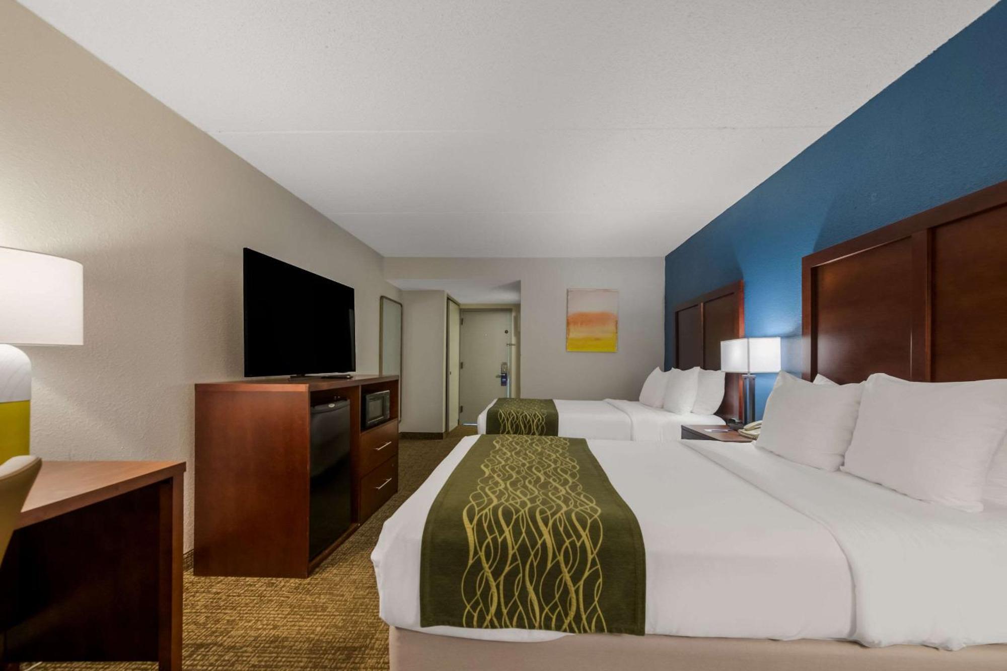 Comfort Inn Newport News - Hampton I-64 Buitenkant foto