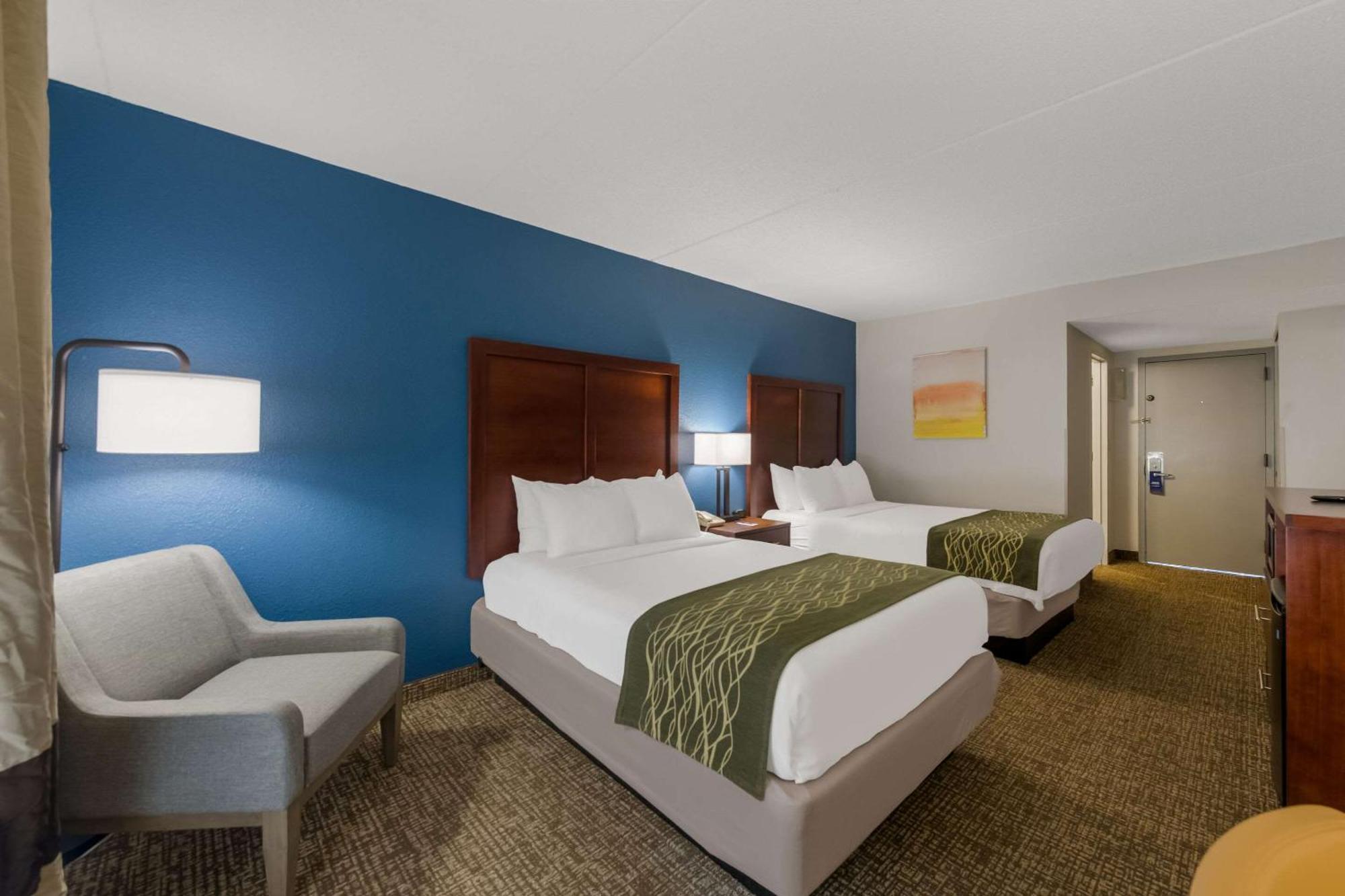 Comfort Inn Newport News - Hampton I-64 Buitenkant foto