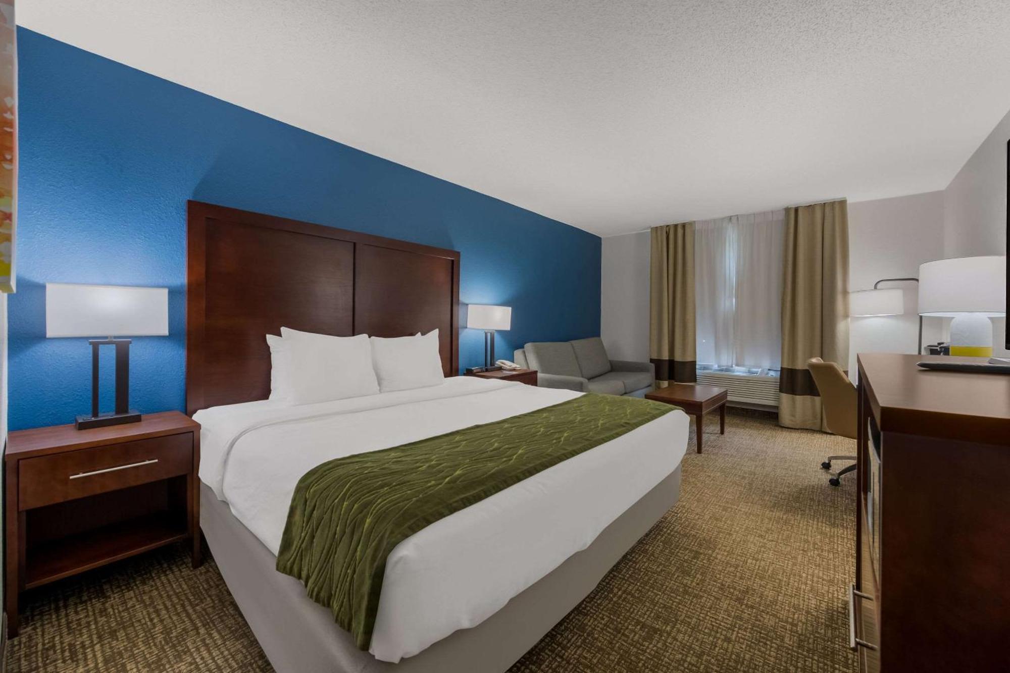 Comfort Inn Newport News - Hampton I-64 Buitenkant foto