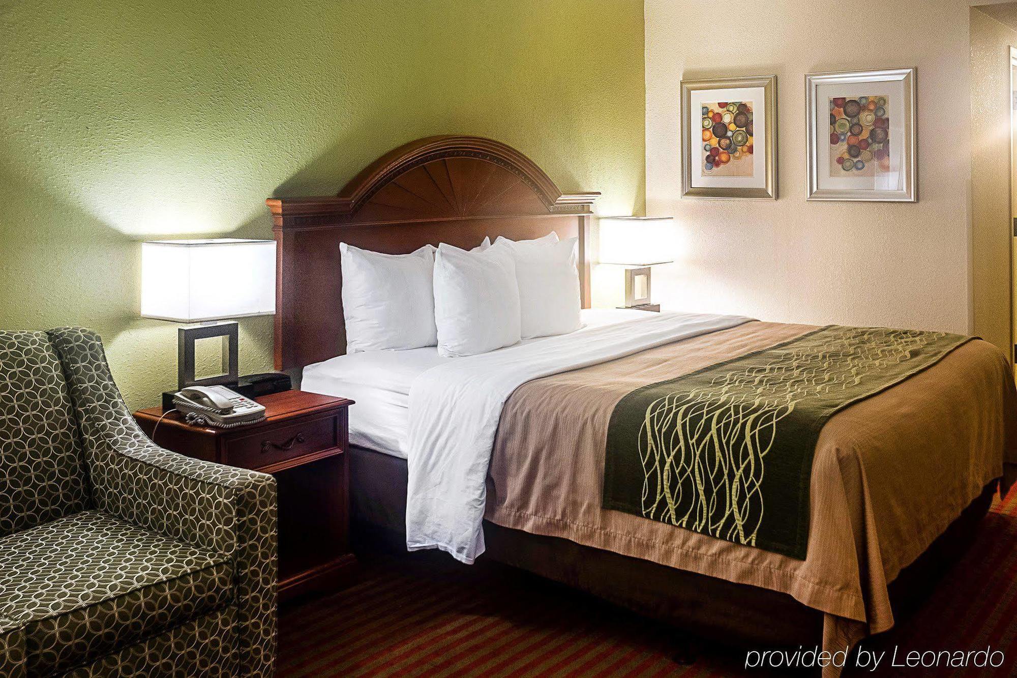 Comfort Inn Newport News - Hampton I-64 Buitenkant foto