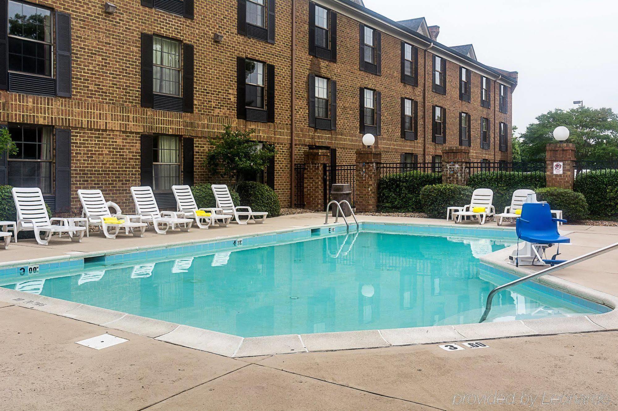 Comfort Inn Newport News - Hampton I-64 Buitenkant foto